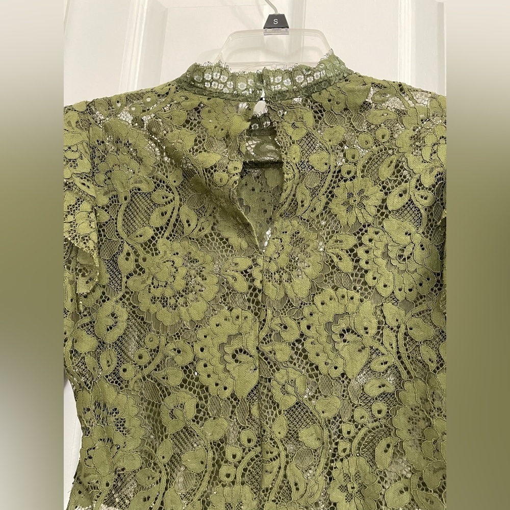 ASOS DESIGN lace crop ruffle sleeve top olive green breathable cropped sexy Sz 6 - Picture 7 of 7